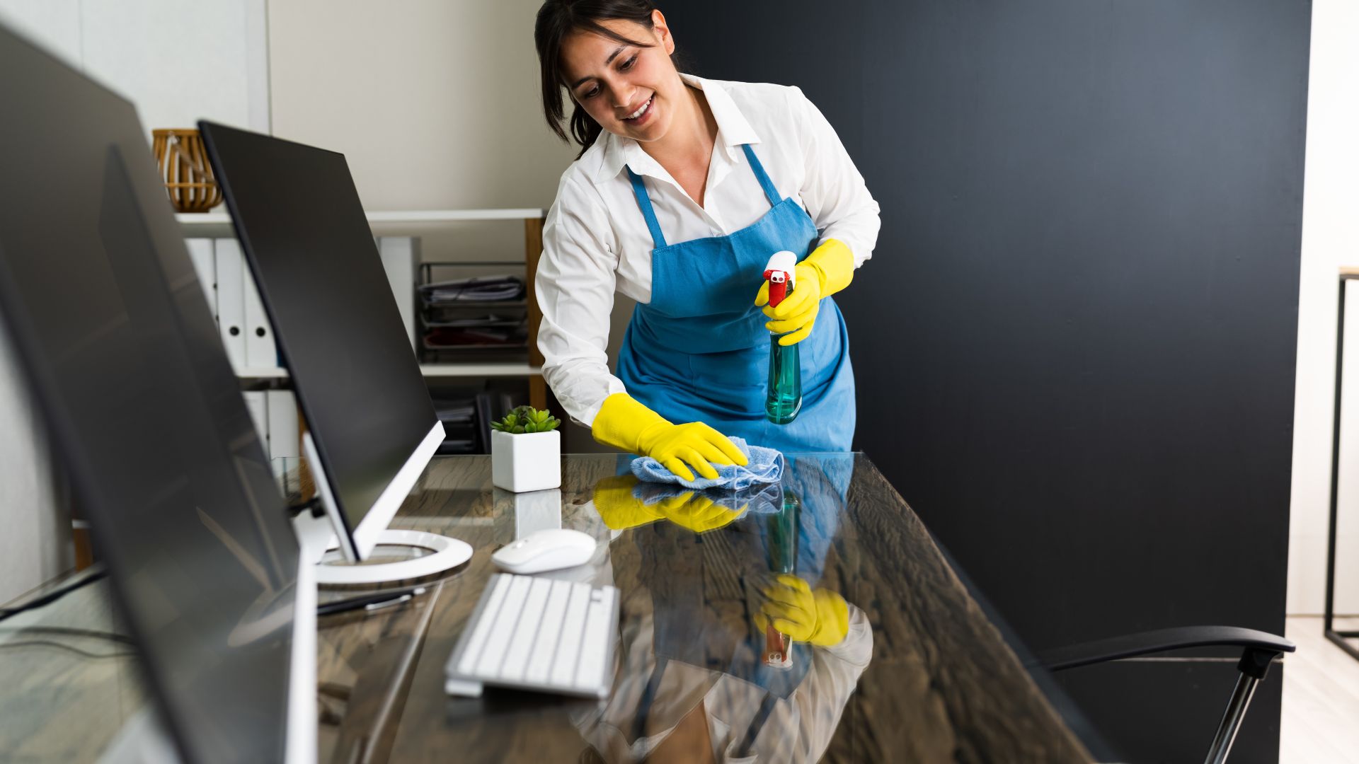 e 2 | Cleaning Solutions, Uw partner in schoonmaak